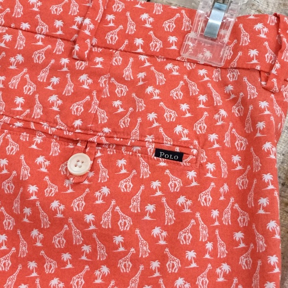 Polo Golf by Ralph Lauren Giraffe Print Golf Classic Fit Shorts - Picture 7 of 7